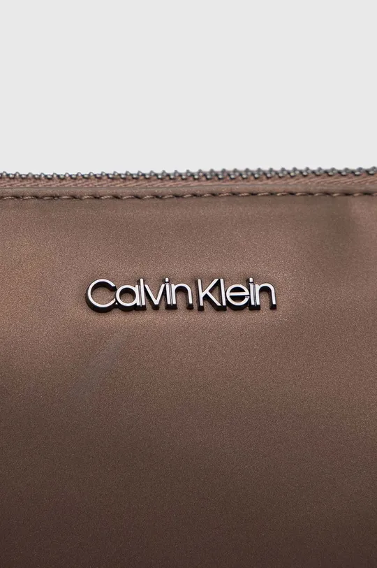 smeđa torba Calvin Klein