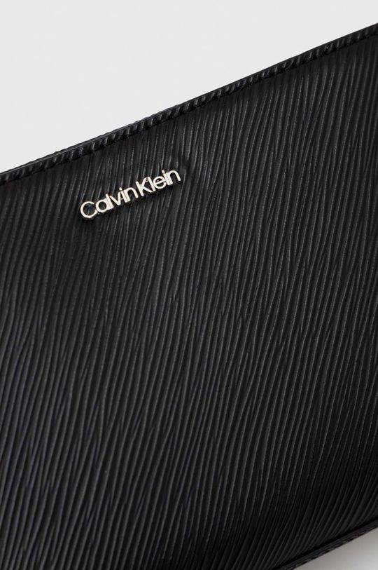 černá kabelka Calvin Klein