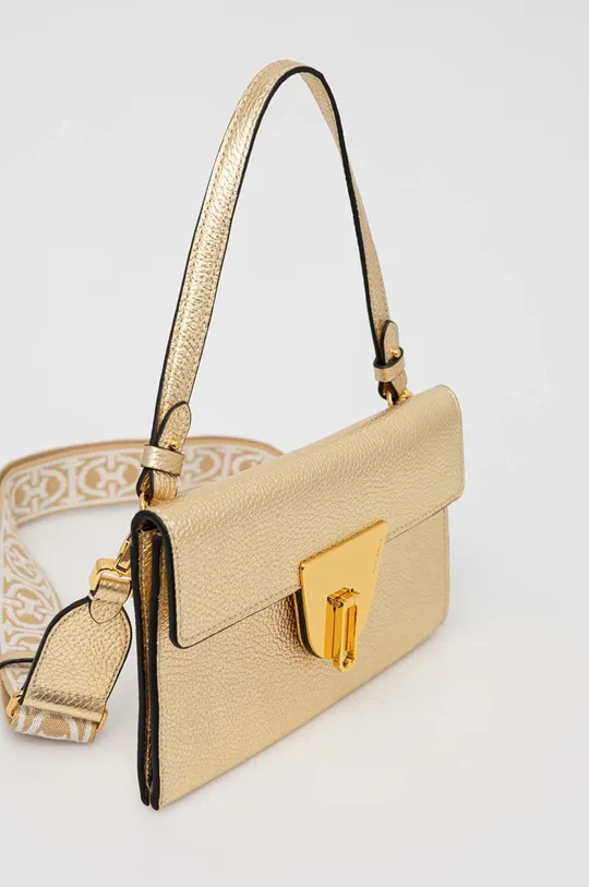 Usnjena torbica Coccinelle zlata