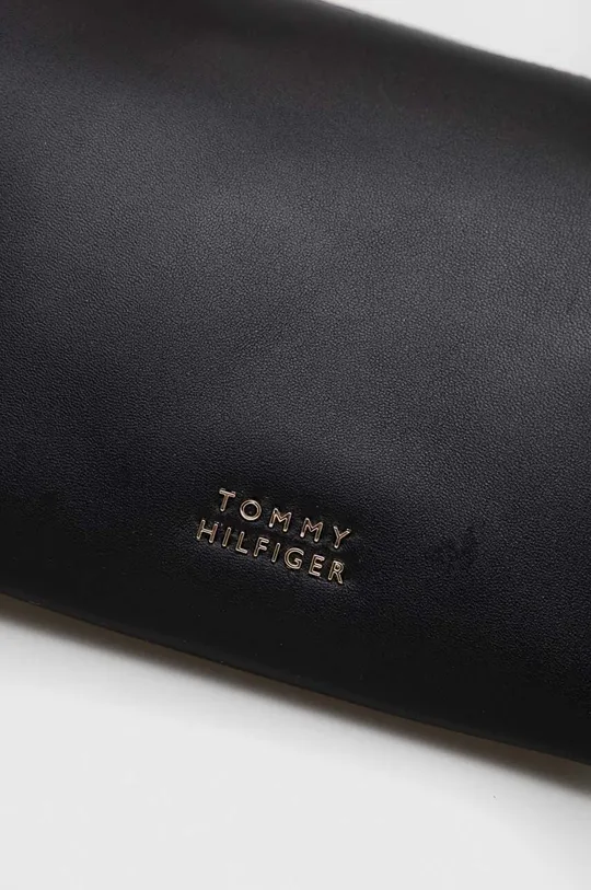 μαύρο Δερμάτινη τσάντα Tommy Hilfiger