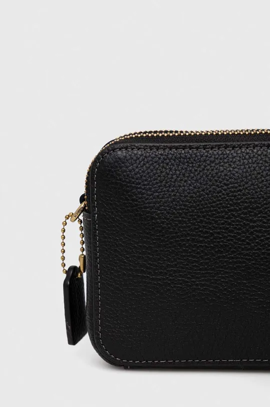 Кожаная сумочка Coach  Основной материал: Натуральная кожа Внутренняя часть: Текстильный материал