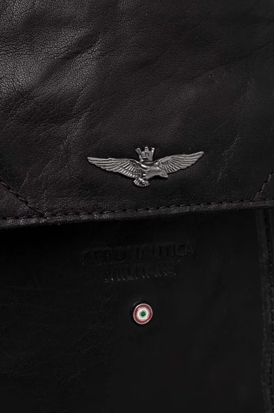 Шкіряна сумка Aeronautica Militare Основний матеріал: 100% Натуральна шкіра Підкладка: 100% Поліестер