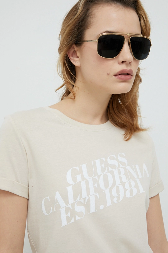 beżowy Guess t-shirt bawełniany