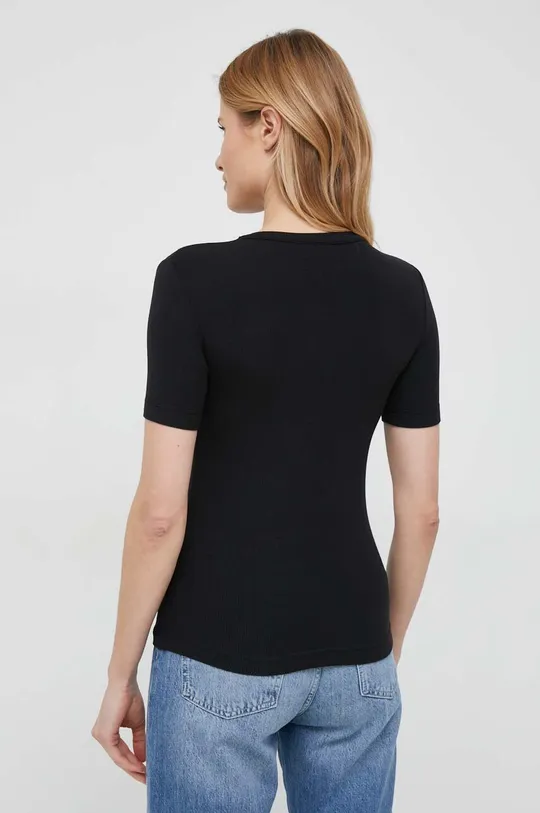 Calvin Klein t-shirt  94% modális anyag, 6% elasztán