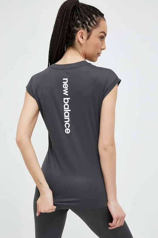 μαύρο Μπλουζάκι για τρέξιμο New Balance Impact Run Γυναικεία