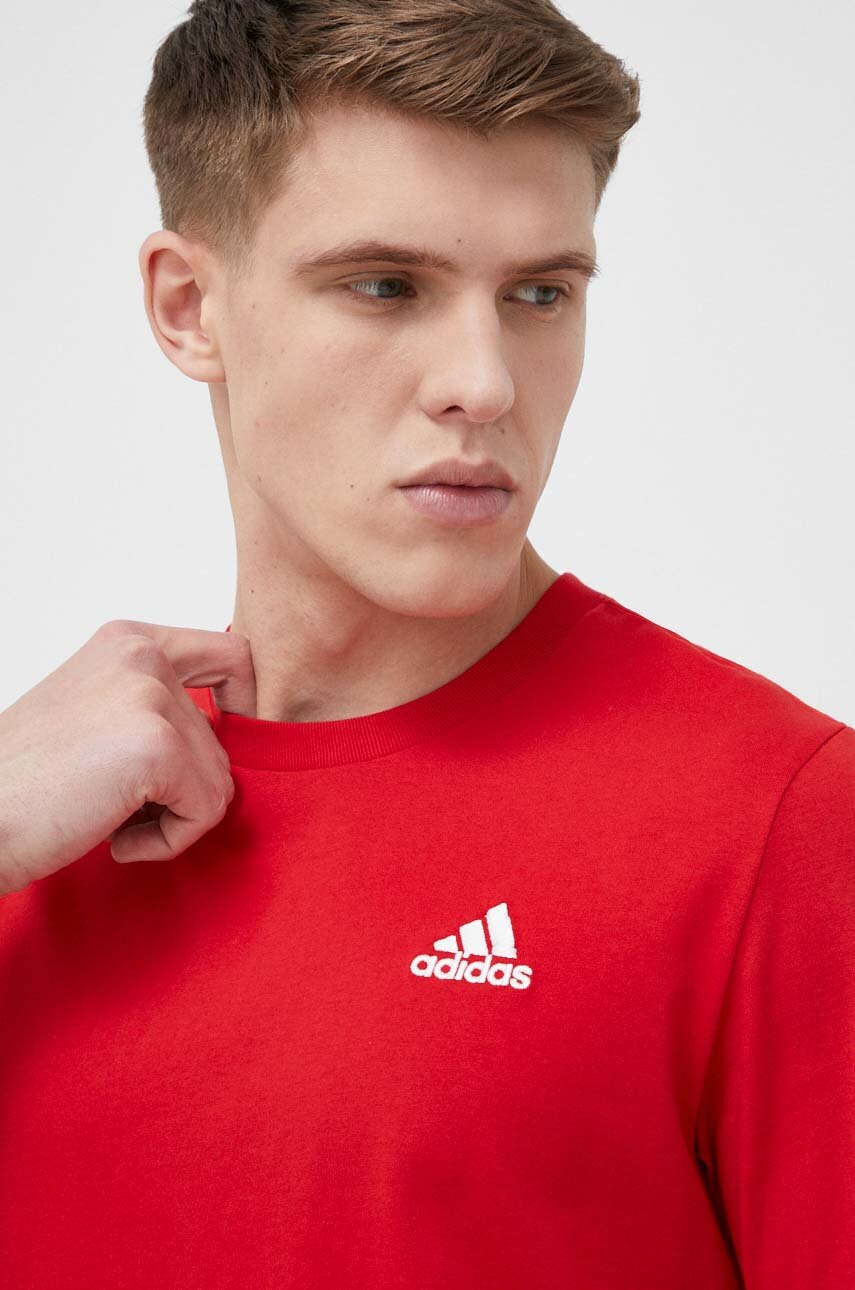 adidas tshirt bawełniany kolor czerwony gładki