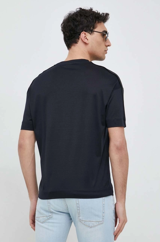 Emporio Armani t-shirt  Materiał zasadniczy: 70 % Lyocell, 30 % Bawełna Aplikacja: 45 % Poliamid, 45 % Poliester, 10 % Elastan