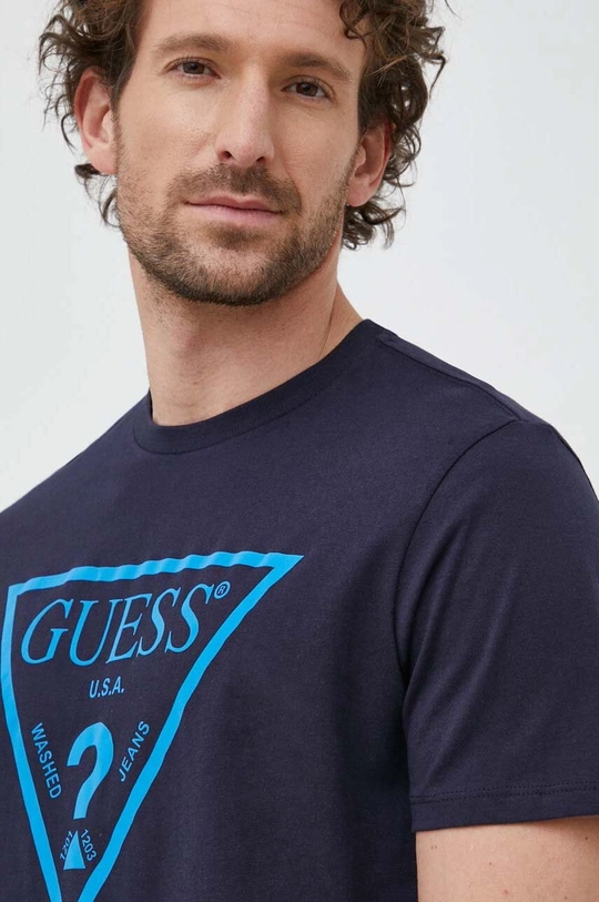 granatowy Guess t-shirt bawełniany