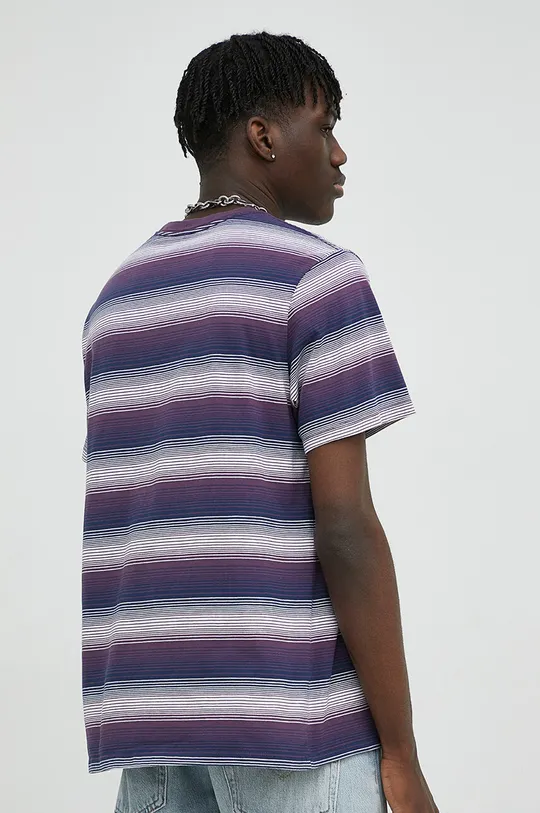 Bavlnené tričko Levi's fialová