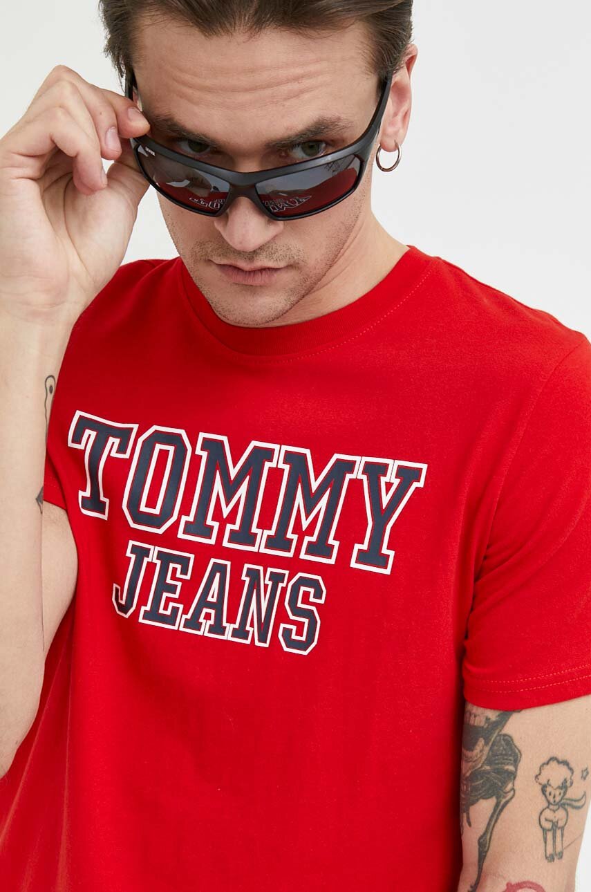 κόκκινο Βαμβακερό μπλουζάκι Tommy Jeans