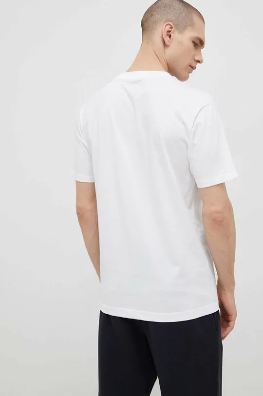 Хлопковая футболка New Balance Основной материал: 100% Хлопок Резинка: 70% Хлопок, 30% Полиэстер