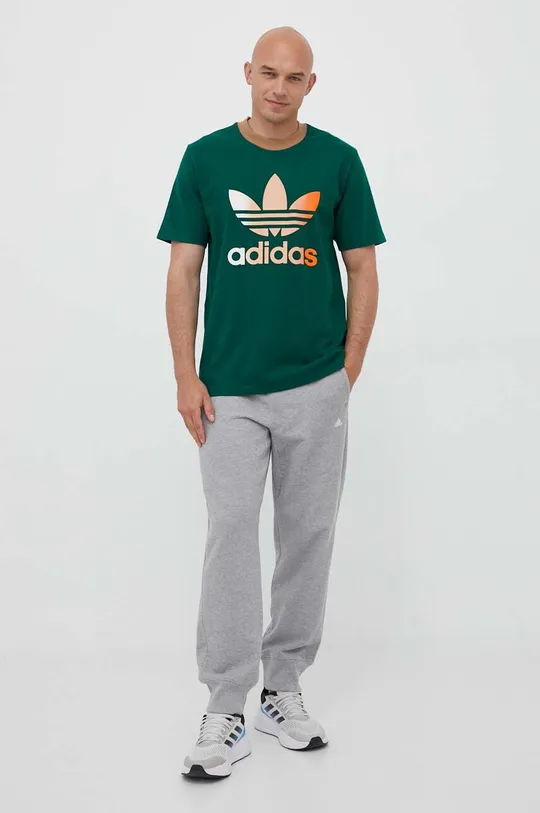 Βαμβακερό μπλουζάκι adidas Originals πράσινο