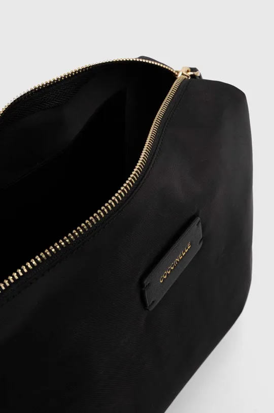fekete Coccinelle kozmetikai táska
