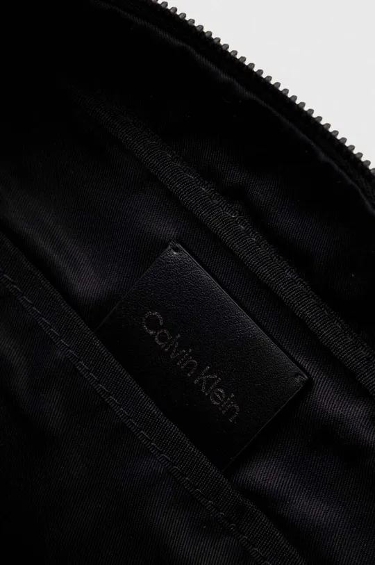 μαύρο Νεσεσέρ καλλυντικών Calvin Klein