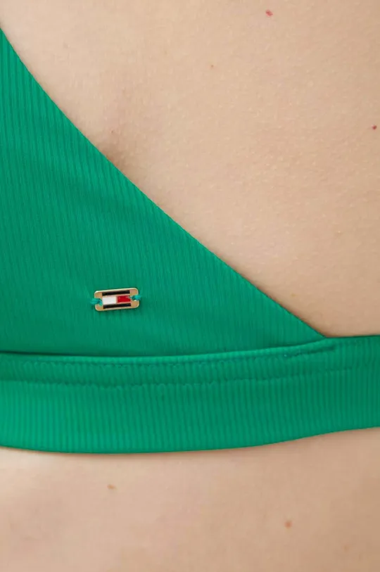 Tommy Hilfiger bikini felső Fő anyag: 75% poliamid, 25% elasztán Bélés: 92% poliészter, 8% elasztán