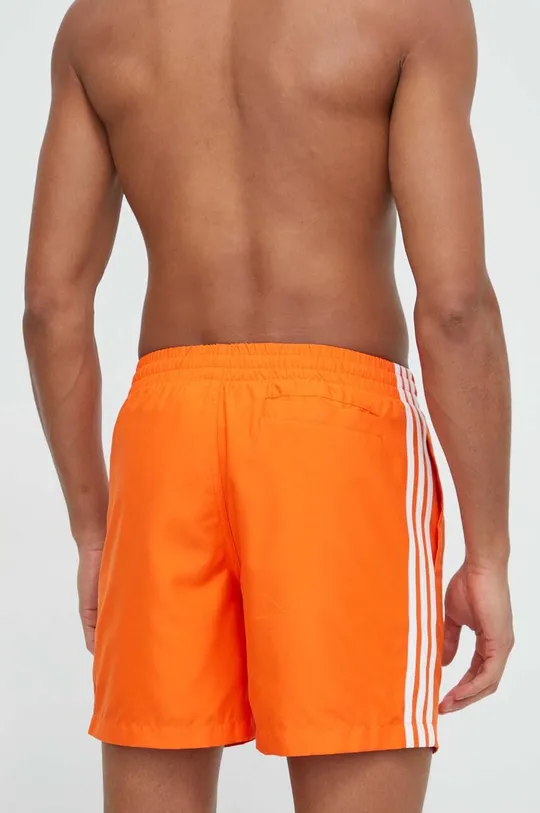 Plavkové šortky adidas Originals oranžová