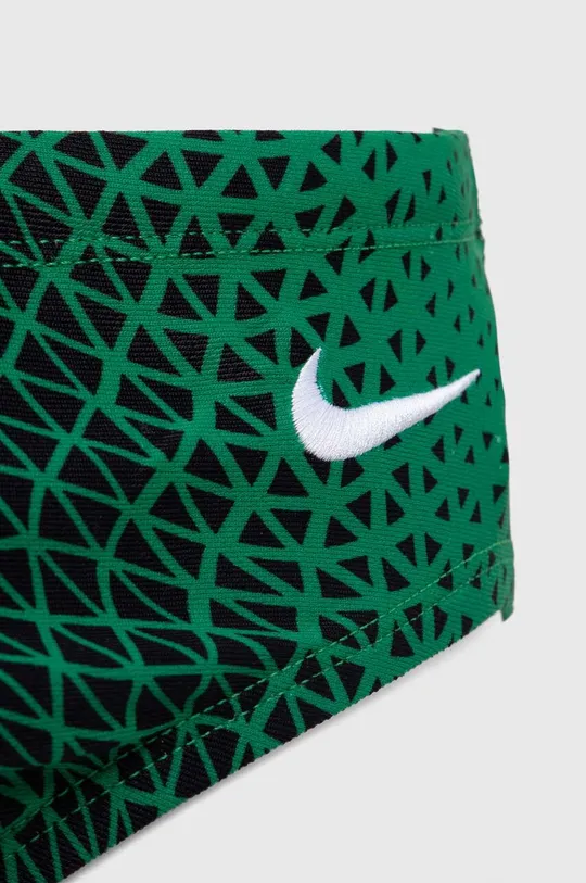 Плавки Nike Основной материал: 100% Полиэстер Подкладка: 50% Полиэстер, 50% Переработанный полиэстер