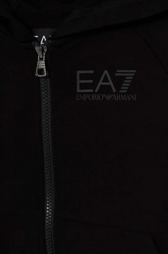 Παιδική βαμβακερή μπλούζα EA7 Emporio Armani Κύριο υλικό: 100% Βαμβάκι Πλέξη Λαστιχο: 95% Βαμβάκι, 5% Σπαντέξ