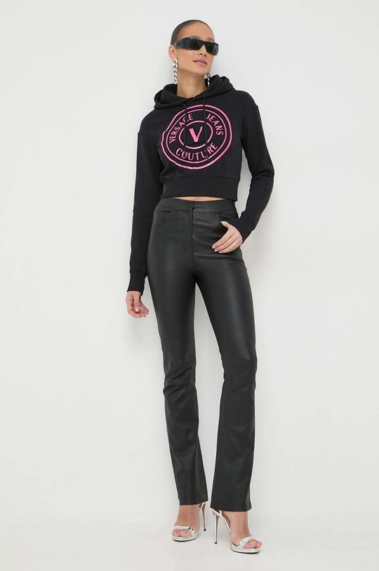 Bombažen pulover Versace Jeans Couture črna