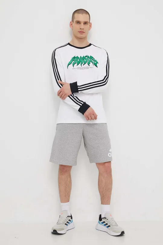 Βαμβακερή μπλούζα με μακριά μανίκια adidas Originals Flames λευκό