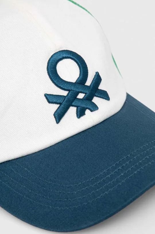 Otroška bombažna bejzbolska kapa United Colors of Benetton modra