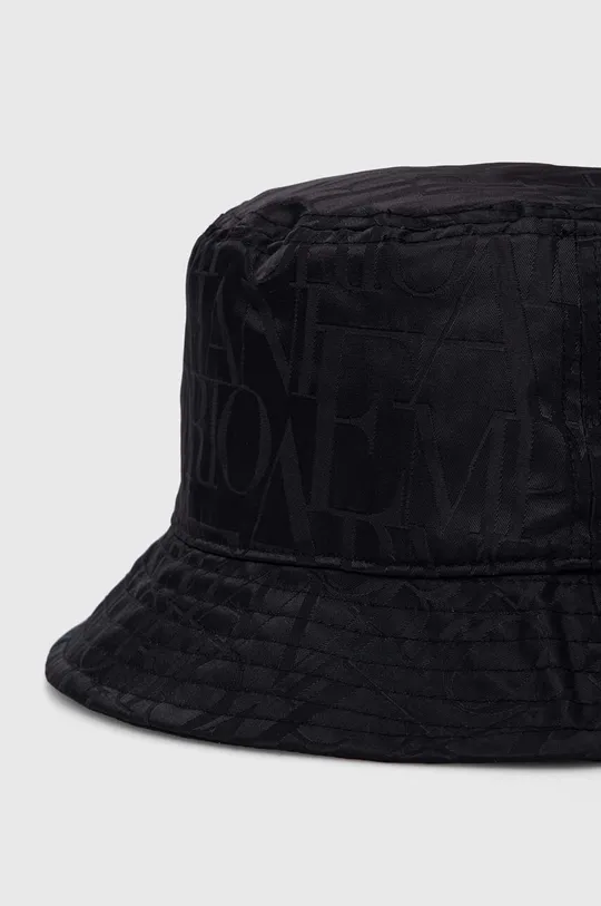 Шляпа Emporio Armani Основной материал: 100% Полиамид Подкладка: 100% Хлопок Другие материалы: 100% Полиэстер