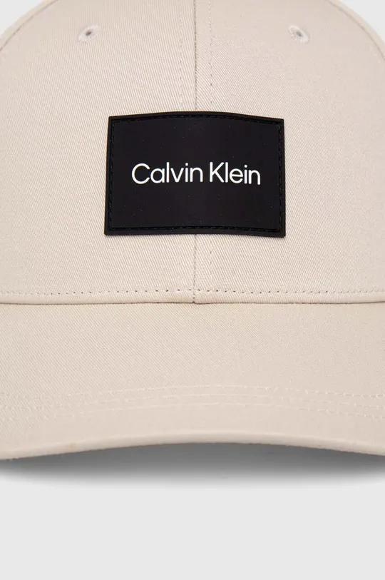 Calvin Klein berretto da baseball in cotone beige