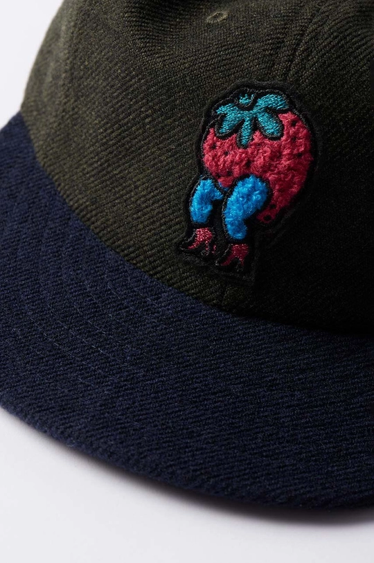 Шапка с козирка by Parra Stupid Strawberry 6 Panel Hat Hunter зелен