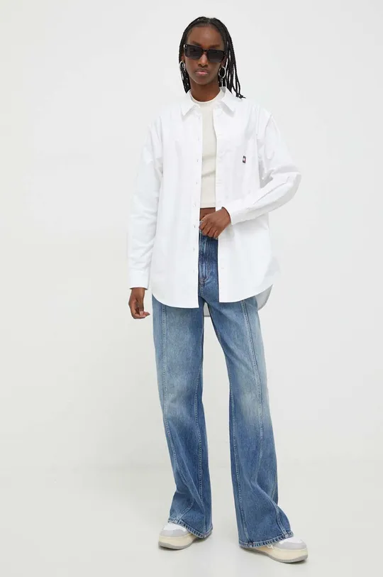 Bombažna srajca Tommy Jeans bela
