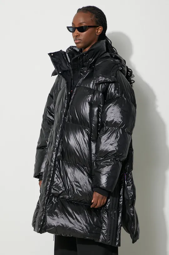 adidas Originals down jacket Insole: 100% Recycled polyester Filling: 90% Goose down, 10% Goose feathers Main: 100% Recycled polyamide Rib-knit waistband: 95% Recycled polyester, 5% Spandex
