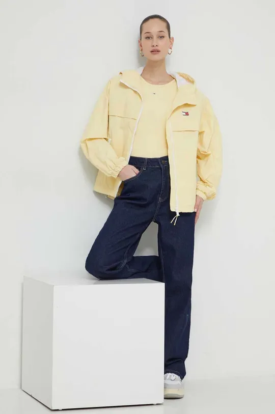 Tommy Jeans rövid kabát sárga