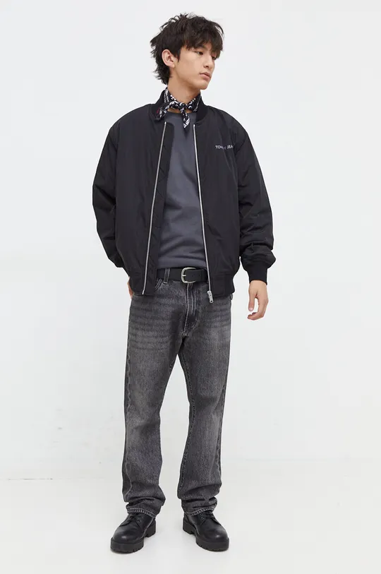 Куртка-бомбер Tommy Jeans чорний
