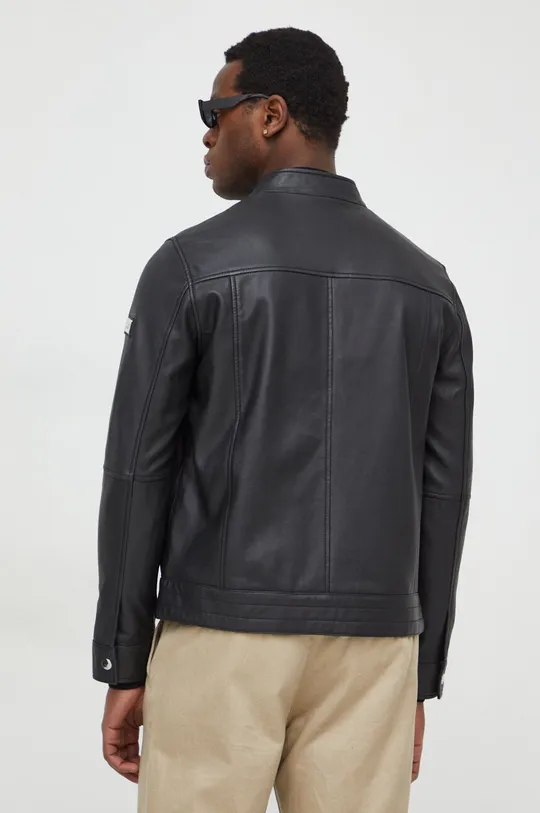 Usnjena jakna Karl Lagerfeld Glavni material: 100 % Naravno usnje Podloga 1: 100 % Bombaž Podloga 2: 100 % Poliester