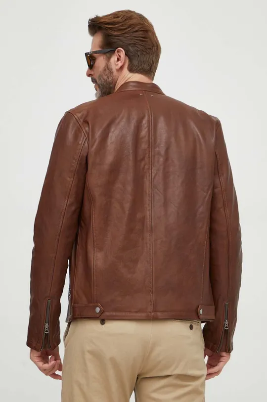 Kožna jakna Pepe Jeans Temeljni materijal: 100% Janjeća koža Postava: 100% Pamuk Ispuna: 100% Poliester Postava rukava: 100% Poliester