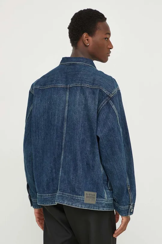 Jeans jakna G-Star Raw Glavni material: 75 % Bombaž, 25 % Recikliran bombaž Podloga: 65 % Recikliran poliester, 35 % Organski bombaž