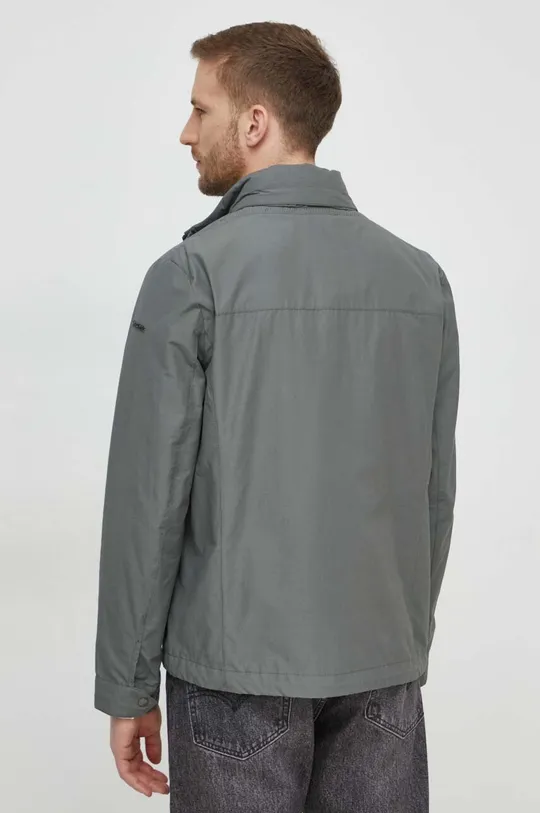 Куртка Geox M4520C-T2473 M VINCIT Основной материал: 60% Хлопок, 40% Полиамид Подкладка: 100% Полиэстер Вставки: 100% Полиэстер