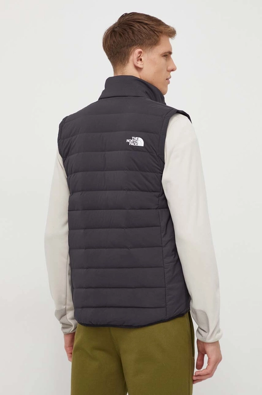 Pernati prsluk The North Face Temeljni materijal: 90% Poliester, 10% Elastan Podstava: 90% Poliester, 10% Elastan Ispuna: 80% Reciklirano paperje, 20% Reciklirano perje Drugi materijali: 100% Poliester