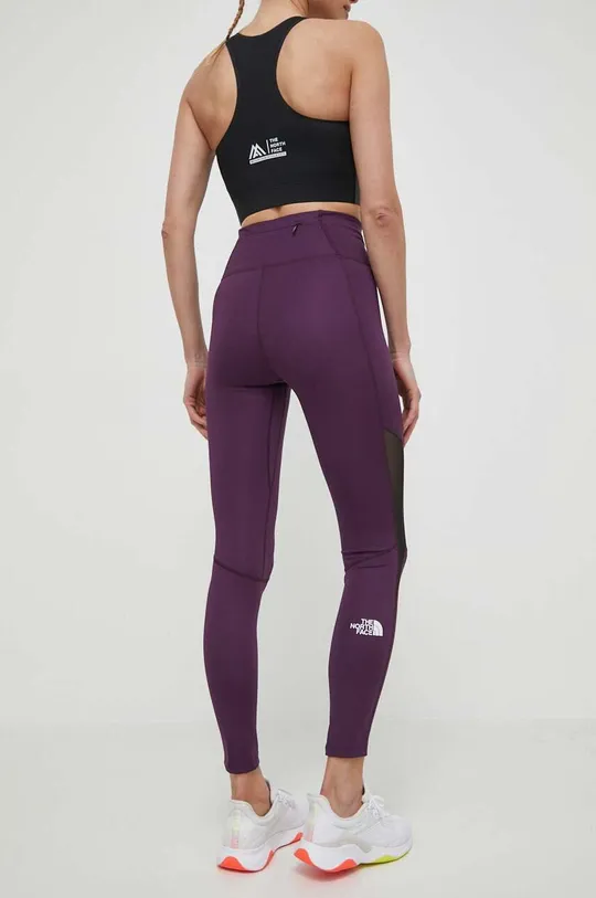 The North Face sport legging Fő anyag: 77% poliészter, 23% elasztán Szegély: 80% poliamid, 20% elasztán