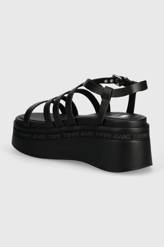 Usnjeni sandali Tommy Jeans TJW STRAPPY WEDGE SANDAL Zunanjost: Naravno usnje Notranjost: Sintetični material Podplat: Sintetični material