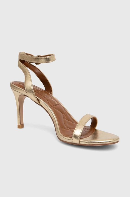 Δερμάτινα σανδάλια Kurt Geiger London Mayfair Strappy Sandal χρυσαφί