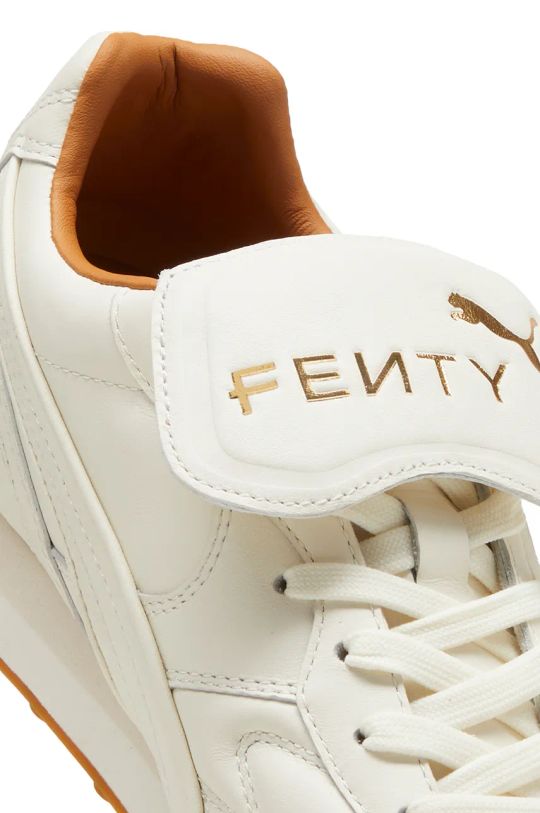 Kožené sneakers boty Puma AVANTI VL FENTY 39867202 bílá