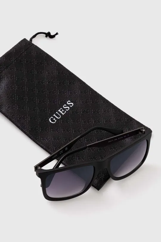 Slnečné okuliare Guess Pánsky