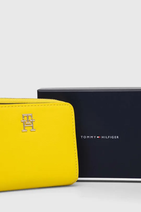 sárga Tommy Hilfiger pénztárca