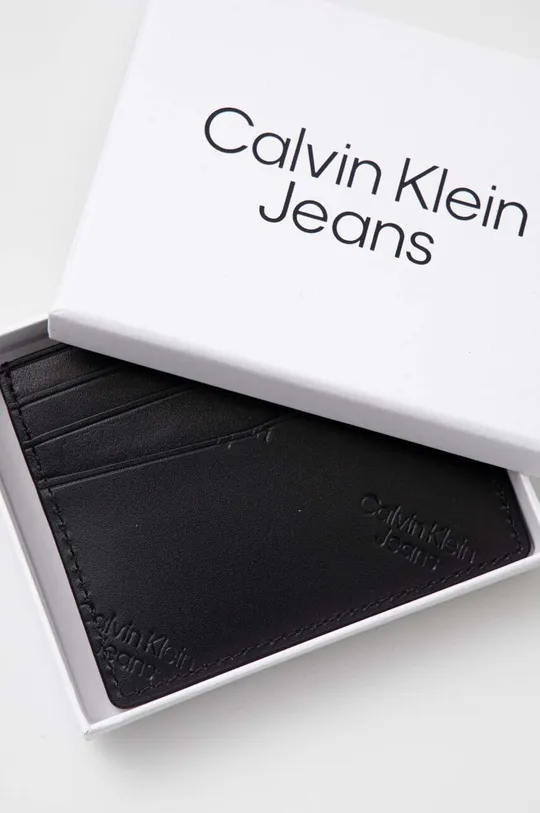 Usnjen etui za kartice Calvin Klein Jeans črna