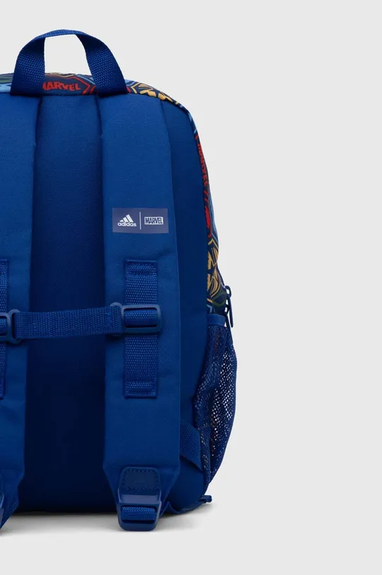Детский рюкзак adidas Performance x Marvel Основной материал: 100% Вторичный полиэстер Подкладка: 100% Полиэтилен