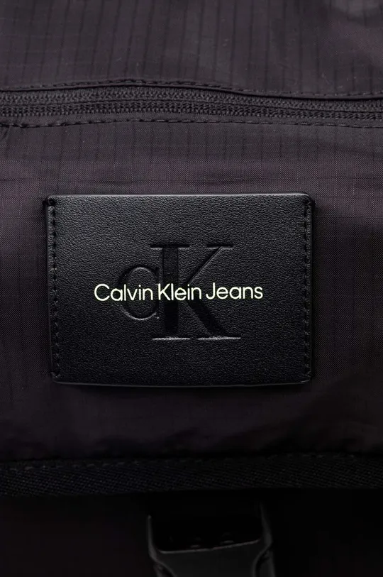 Nahrbtnik Calvin Klein Jeans 100 % Reciklirani najlon