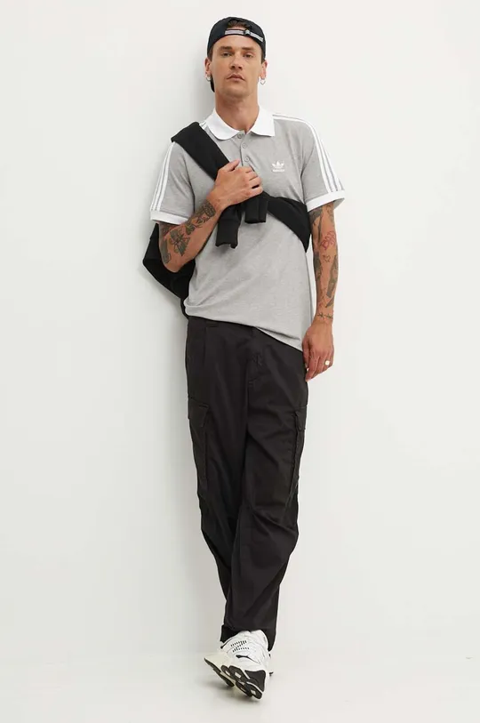 Βαμβακερό μπλουζάκι πόλο adidas Originals Adicolor Classics 3-Stripes γκρί