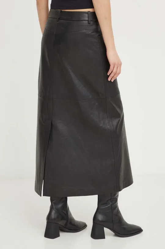 Kožená sukňa Gestuz Základná látka: 100 % Jahňacia koža Podšívka: 96 % Polyester, 4 % Elastan