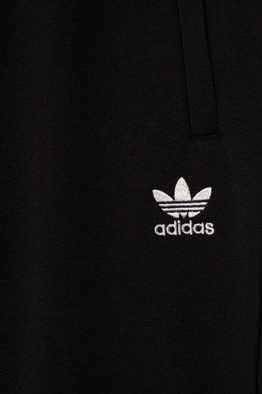 adidas Originals spodnie dresowe dziecięce Materiał zasadniczy: 70 % Bawełna, 30 % Poliester z recyklingu, Ściągacz: 95 % Bawełna, 5 % Elastan