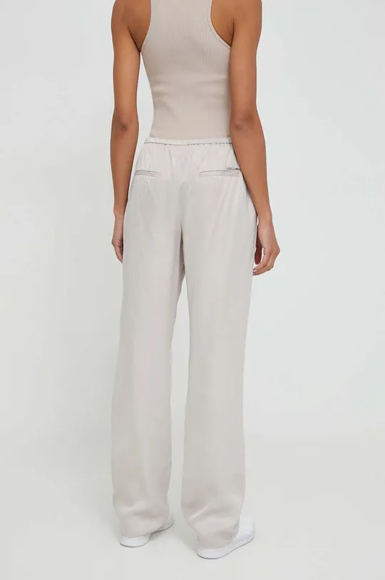Calvin Klein pantaloni Materiale principale: 70% Viscosa, 30% Lyocell Fodera delle tasche: 100% Viscosa